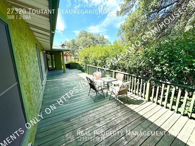 Foto del edificio - 27320 Toutant Beauregard Rd