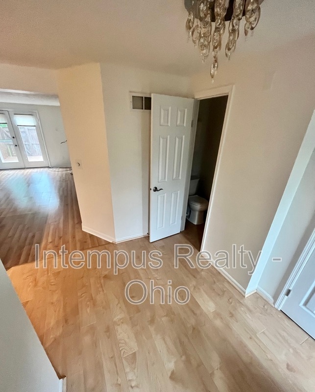 Photo - 2071 Stratford Ct Townhome