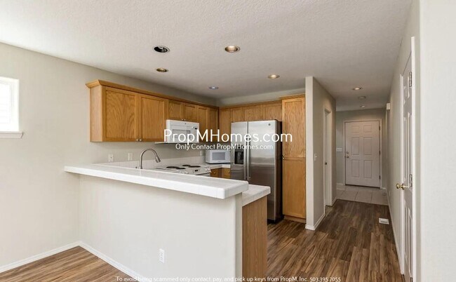 Building Photo - Cozy 3 Bedroom Home in the Heart of Bethany!