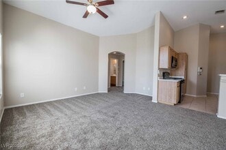 Building Photo - 6590 Tumbleweed Ridge Ln