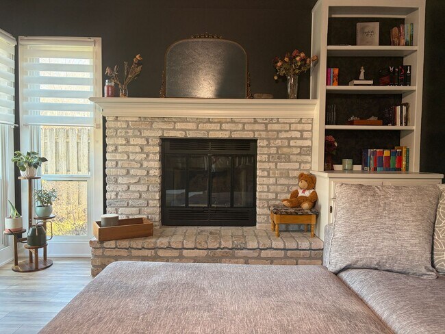 Building Photo - New Rental