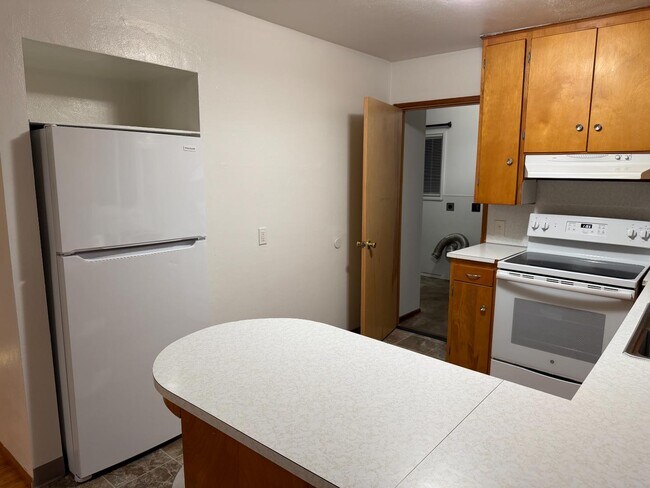 Foto del edificio - 1915 SE Debord St