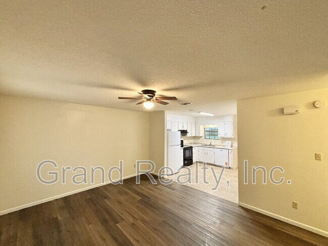 Building Photo - 6457 Maddox Rd