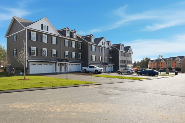 Building Photo - 7 Elise Ave