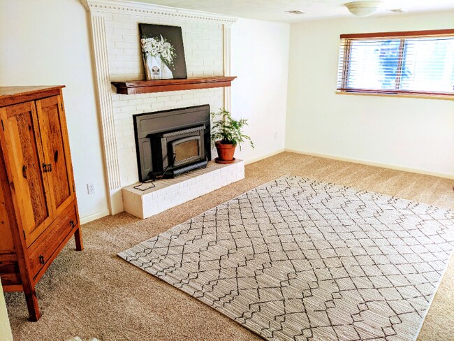 Foto del edificio - 1338 W Hinsdale Dr