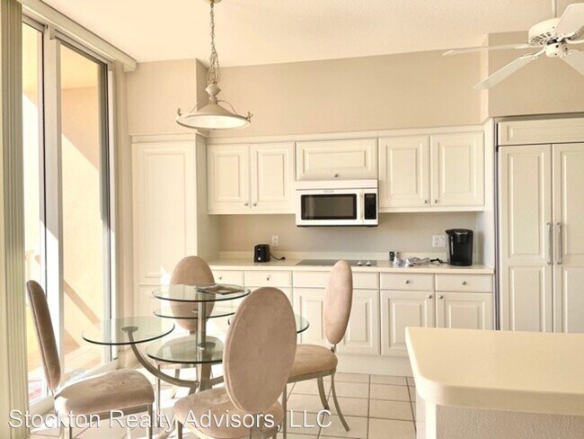 Building Photo - 2 br, 2 bath House - 3070 Grand Bay Blvd #633