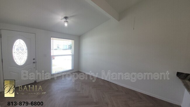 Building Photo - 8308 Carmel Pl