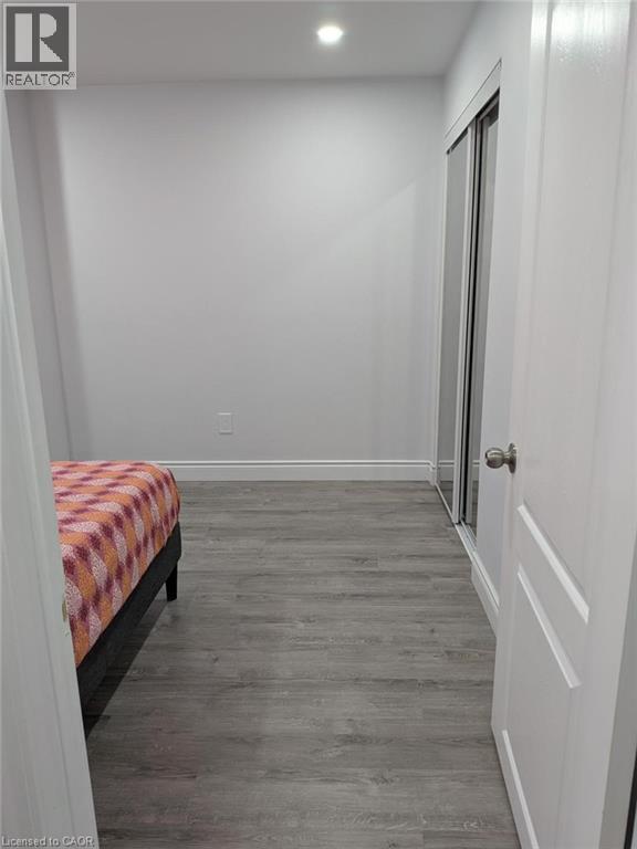 Photo du bâtiment - 285 Woodbine Ave