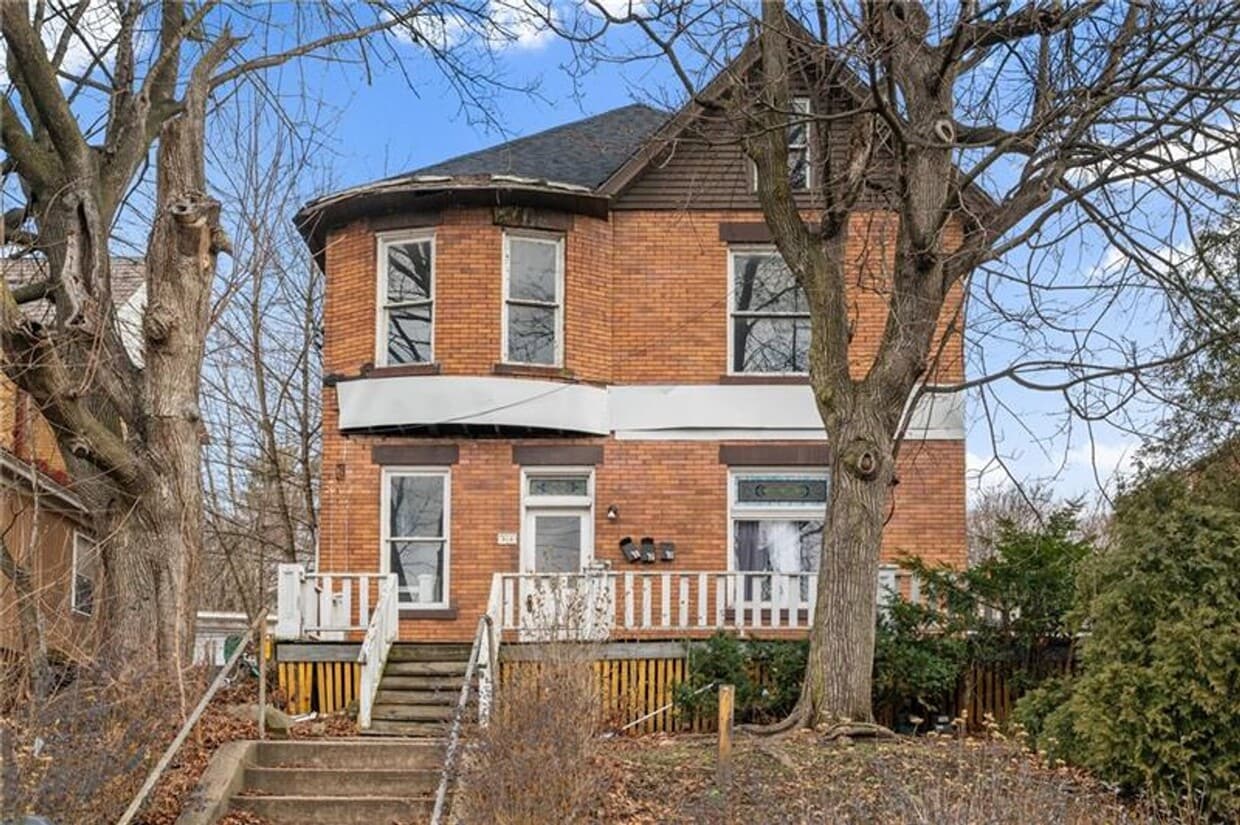 Photo - 306 Broadway