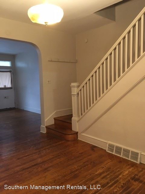 Building Photo - 5 br, 1 bath House - 633 Manor Street