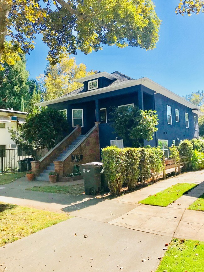 Building Photo - 2614 F St