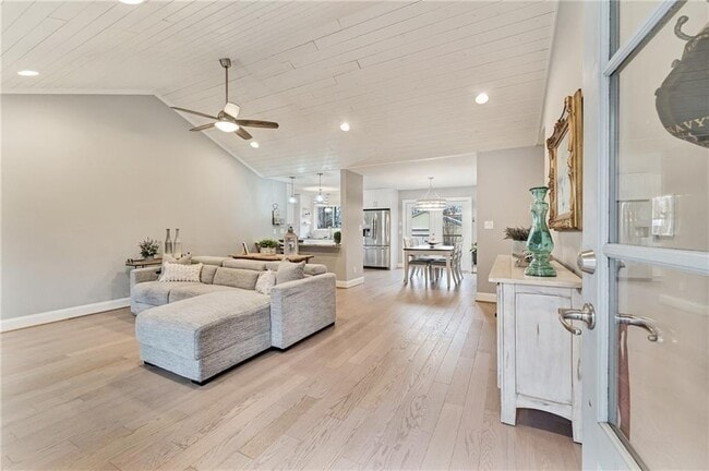 Building Photo - 5235 Lanier Ln