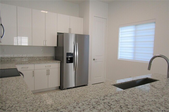 Foto del edificio - 11998 SW 232nd St