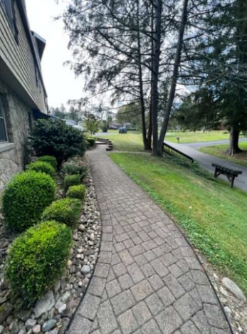 Building Photo - 1637 Otlahurst Dr