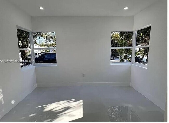 Foto del edificio - 103 NW 68th Terrace