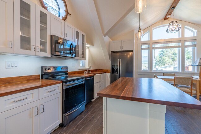 Foto del edificio - 140 Precita Ave