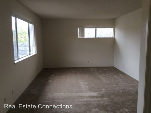 Building Photo - 5879 El Zuparko Dr