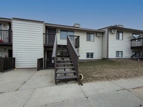 Building Photo - 1407 Eagles Nest Cir