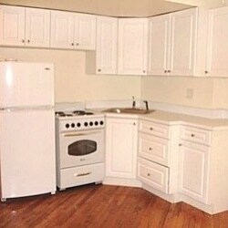 Primary Photo - 234 Thompson St