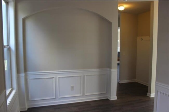 Building Photo - 5297 Castle Shoals Wy'