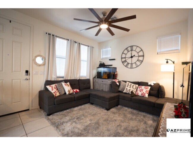 Building Photo - Modern 3/3 Phoenix Home with Garage &amp; Contemporary Design!