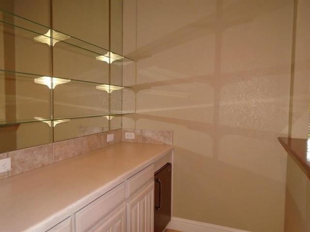 Foto del edificio - 6905 Vista Ridge Ct