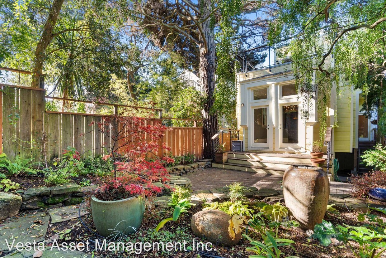 Primary Photo - 5 br, 3 bath House - 718 Cole Street