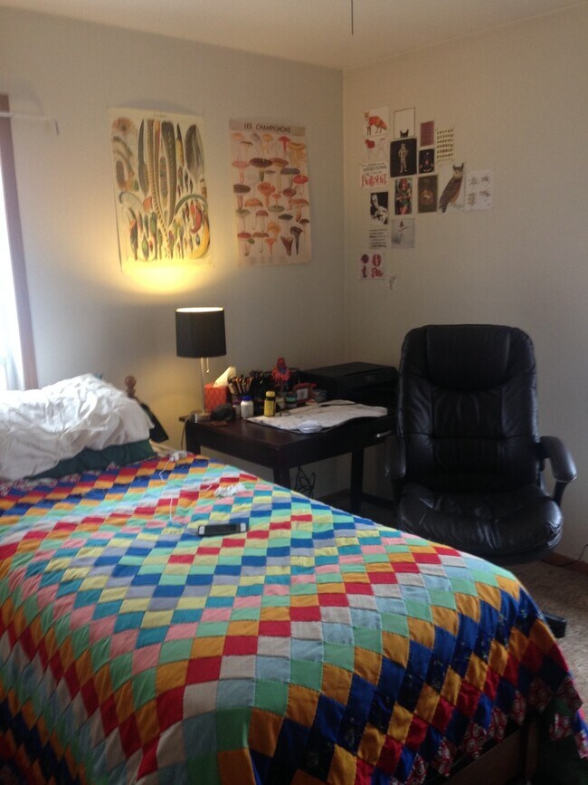 Foto del edificio - 1 Bedroom Duplex Available August 1st, 2024