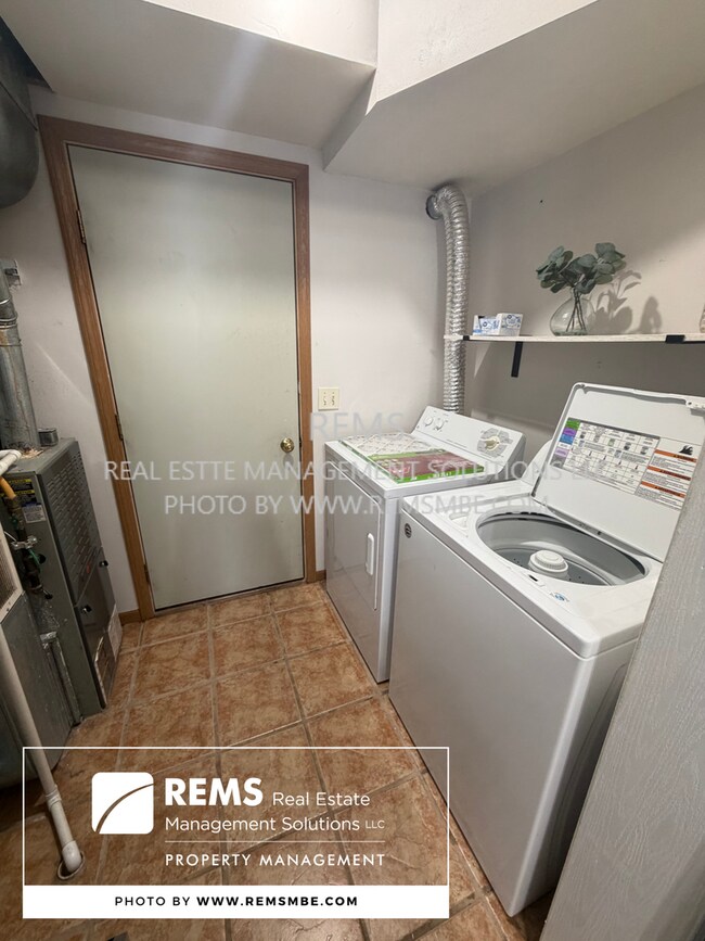Foto del edificio - 815 Island Ct