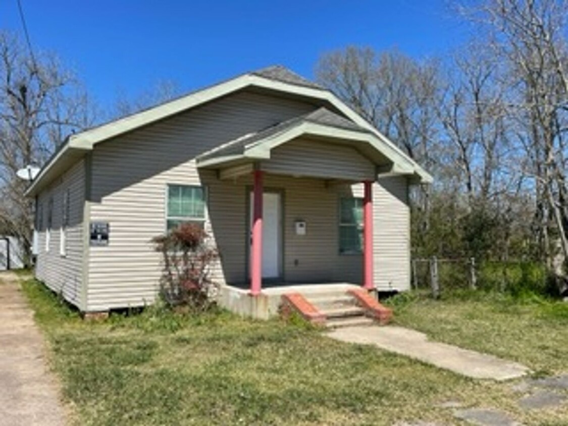 Foto principal - Newly remodeled 2bed/1bath in Beaumont