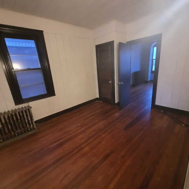 Building Photo - 1436 Monroe St