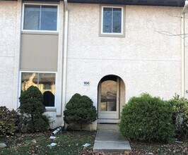 Building Photo - 166 Thoreau Dr