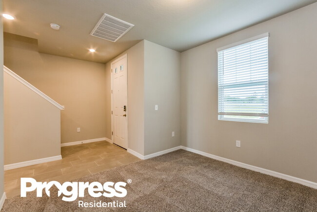 Foto del edificio - 1510 Branchwood Ln
