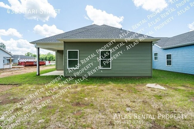 Building Photo - 4388 Tari St