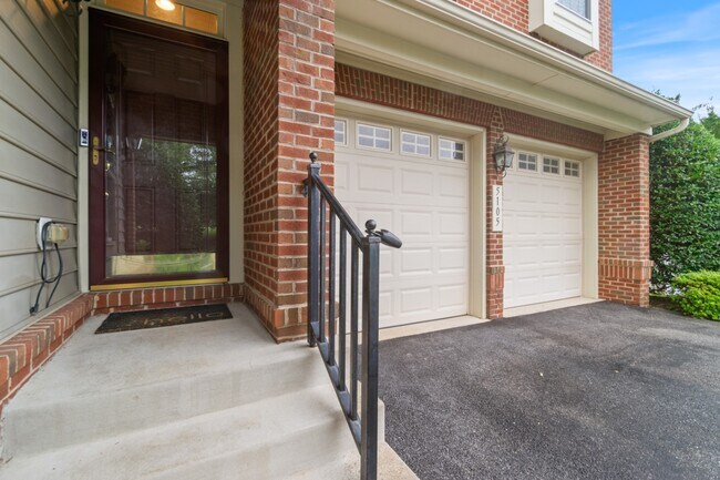 Foto del edificio - 5105 Bright Owl Rd