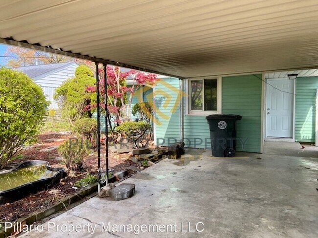 Foto del edificio - 2 br, 1 bath House - 4876 Barlow Dr