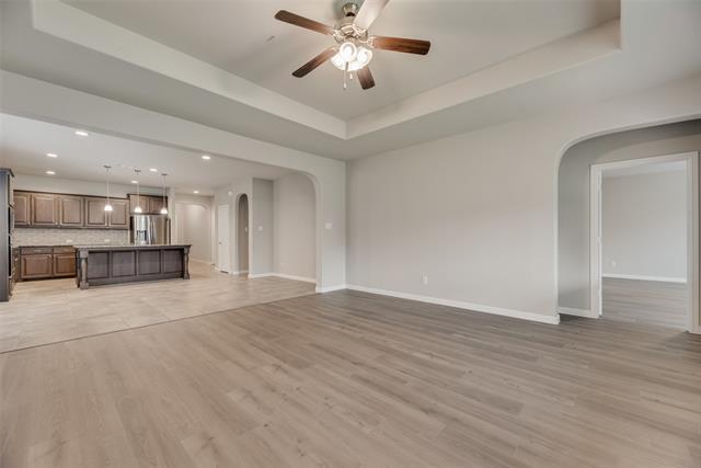 Building Photo - 1601 Bunting Dr