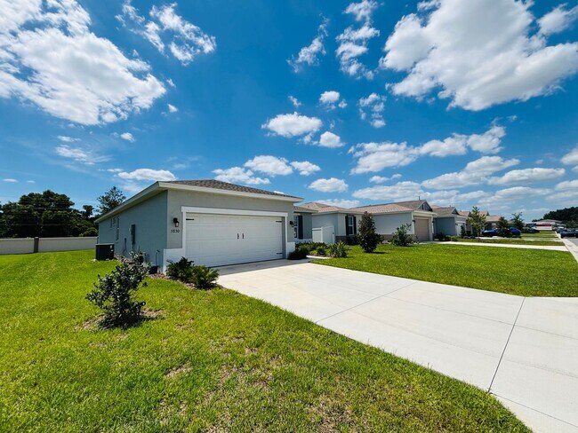 Foto del edificio - Calesa Township Sorrel Glen - Beautiful Home 4/3/2 2011 sqft ***Won't Last***