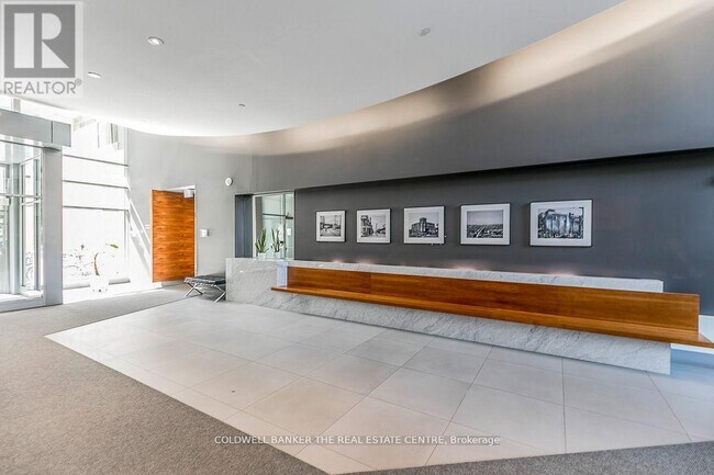 Building Photo - 68 Abell St