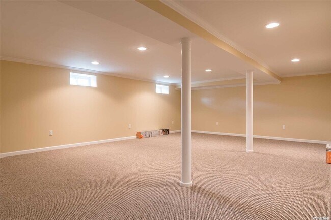 Building Photo - 39 Cambria Rd