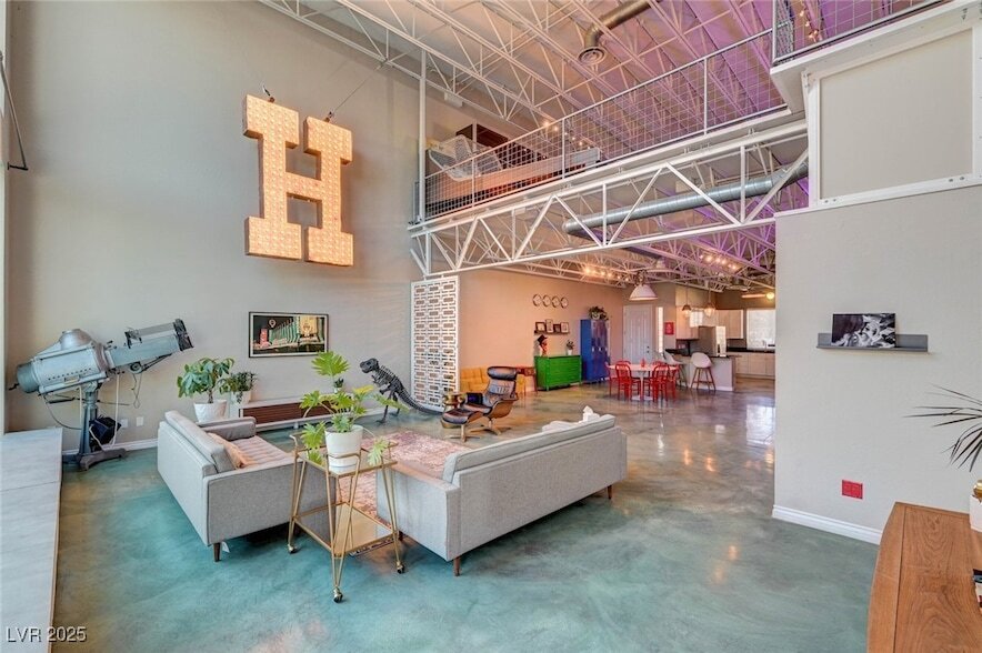 Foto principal - 5096 Thunder River Cir