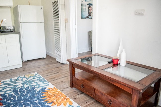 Building Photo - 2115 N Raymond Ave