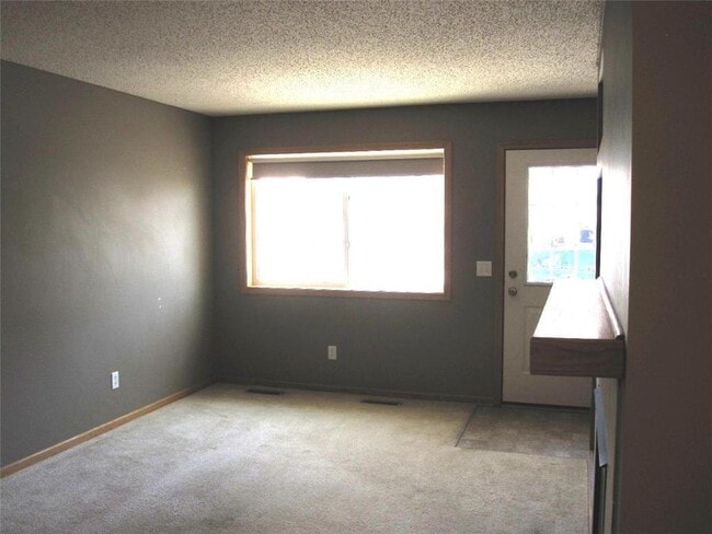 Building Photo - 3553 Sterling Heights Dr