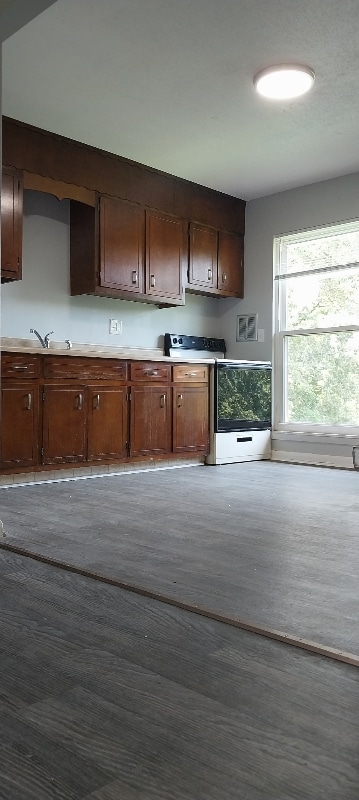Foto principal - 139 Hendricks Blvd