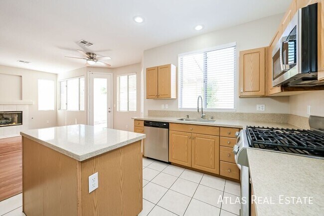 Building Photo - 8917 Coral Shale St