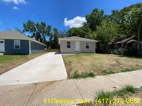 Building Photo - 2320 N Taylor Ave