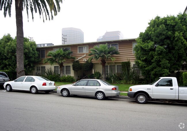 Building Photo - 1218 Armacost Ave