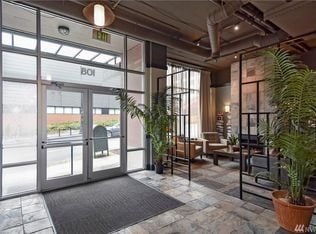 Building Photo - Great Downtown Condo Unit 1bd 1bath Plus B...