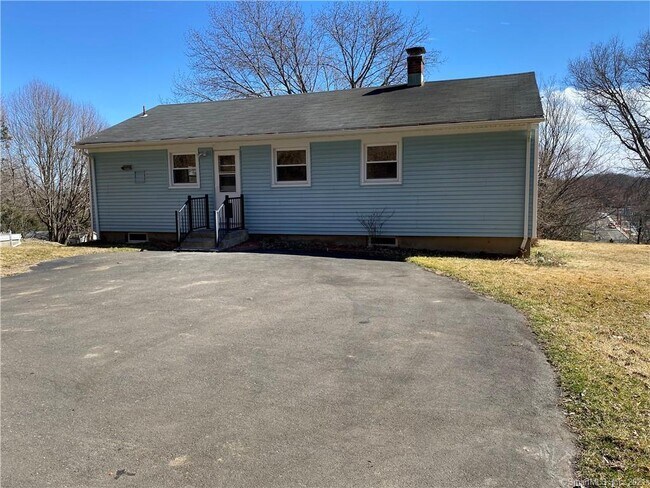 Building Photo - 20 Snow Apple Ln