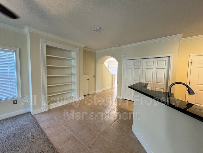 Building Photo - 6302 NW 109th Pl